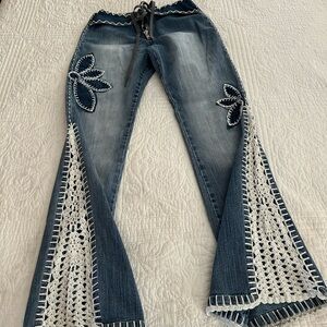 VTG Crest Flare Jeans with Crochet Accents Sz 5/6